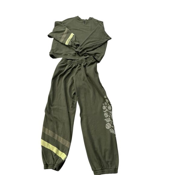 FP Movement Other - FP Movement Free People All Star Logo Pullover & Sweatpants Jogger Set Olive S